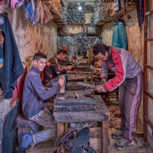 Lebendige Fotografien, die die Farben, Kultur und Architektur Marrakeschs einfangen, von den Souks bis zum Djemaa el Fna.