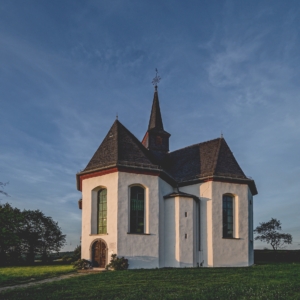 Historische Fachwerkhäuser und Landschaften im Goldenen Grund, Hessen