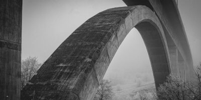 Buchcover „Limburg Zeitlos in Schwarz & Weiß“ mit historischen Schwarzweiß-Motiven aus Limburg an der Lahn