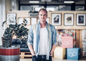 Unternehmensfotografie – authentische Einblicke in Menschen, Arbeit und Atmosphäre.