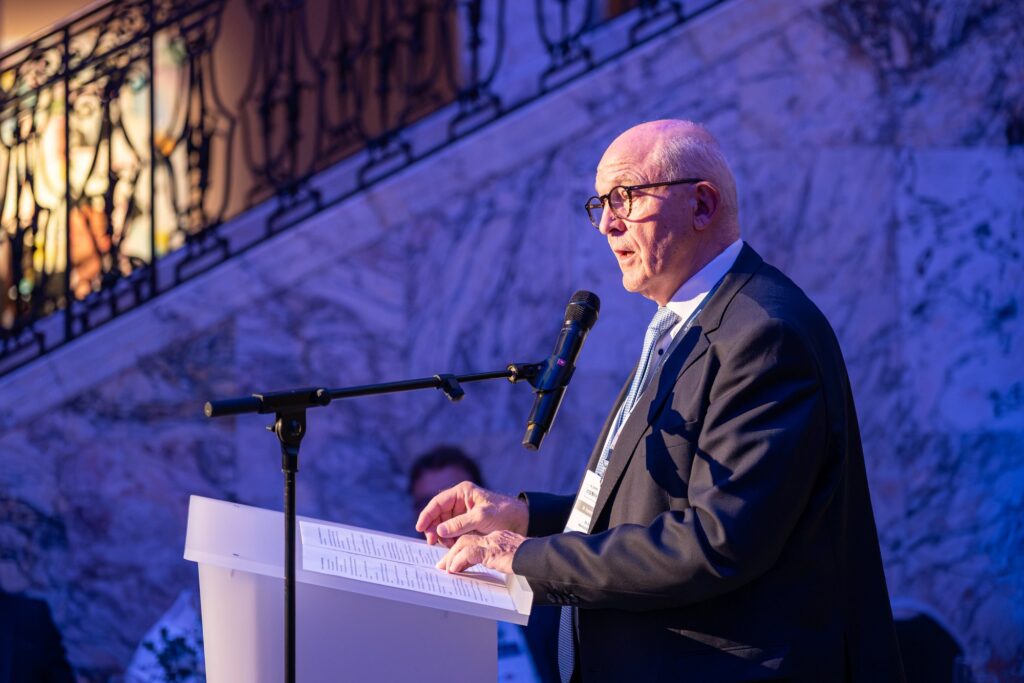 Dr.-Ing. Heinrich Bökamp, Präsident der Bundesingenieurkammer, beim Grußwort